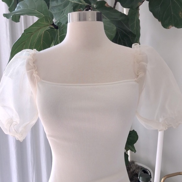 ASTR The Label Puff Sleeve Bodysuit - Picture 5 of 8